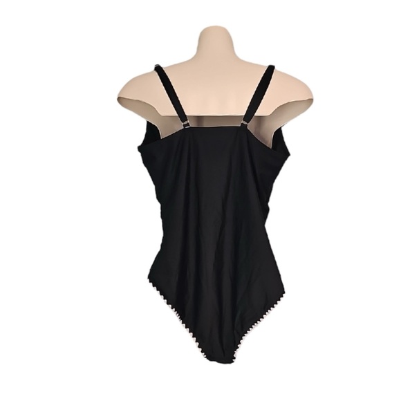 👠 Sporlike Black One-Piece Swimsuit with White Trim - NWT - Picture 4 of 10